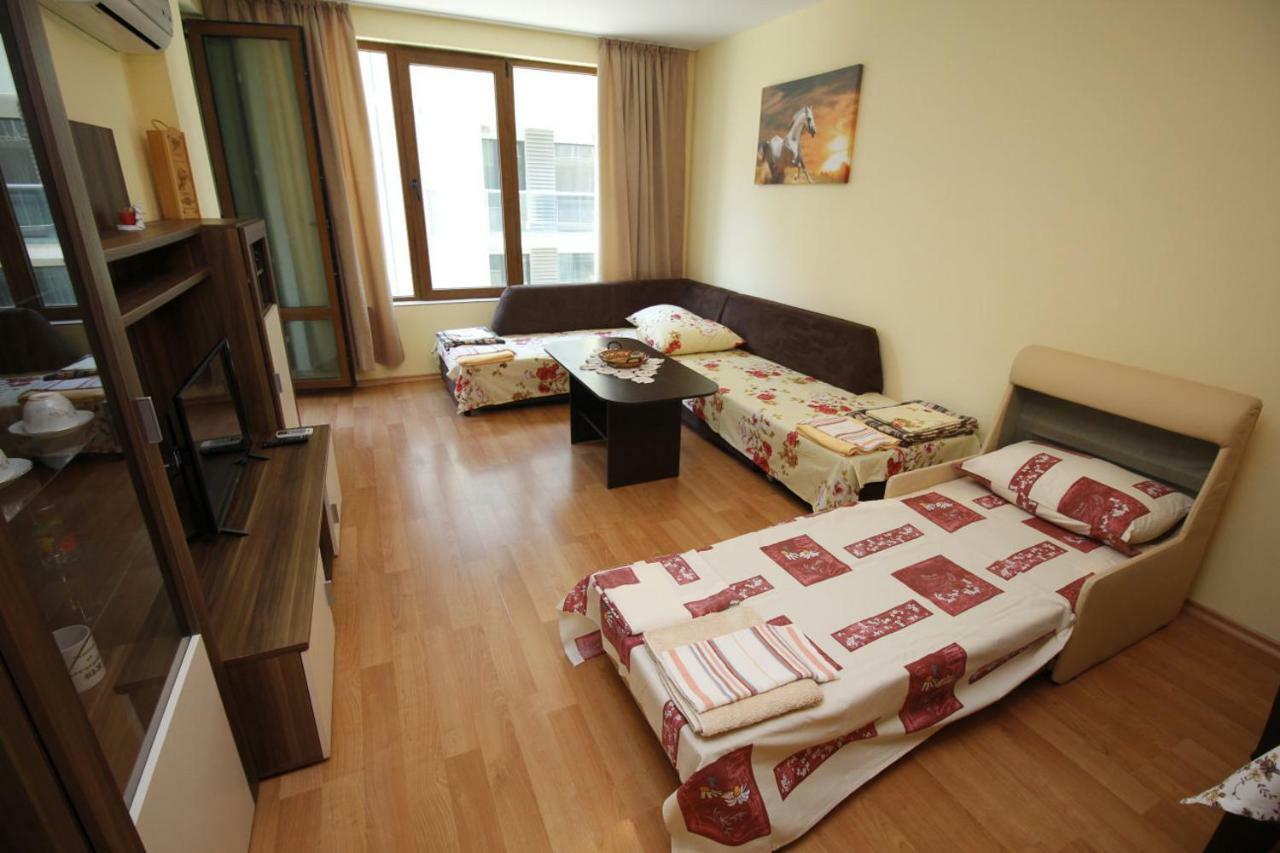 Apartment Rosi Pomorie Exterior foto